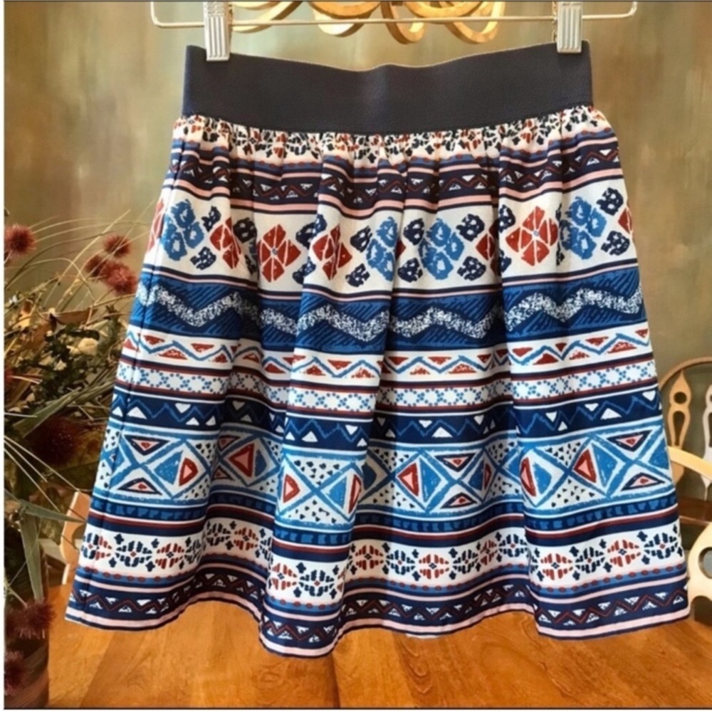 Forever 21 Skirt ⭐️5/$25⭐️